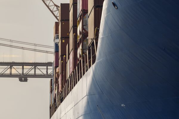 Dettagli allegato Cargo-Ship-Lisbon